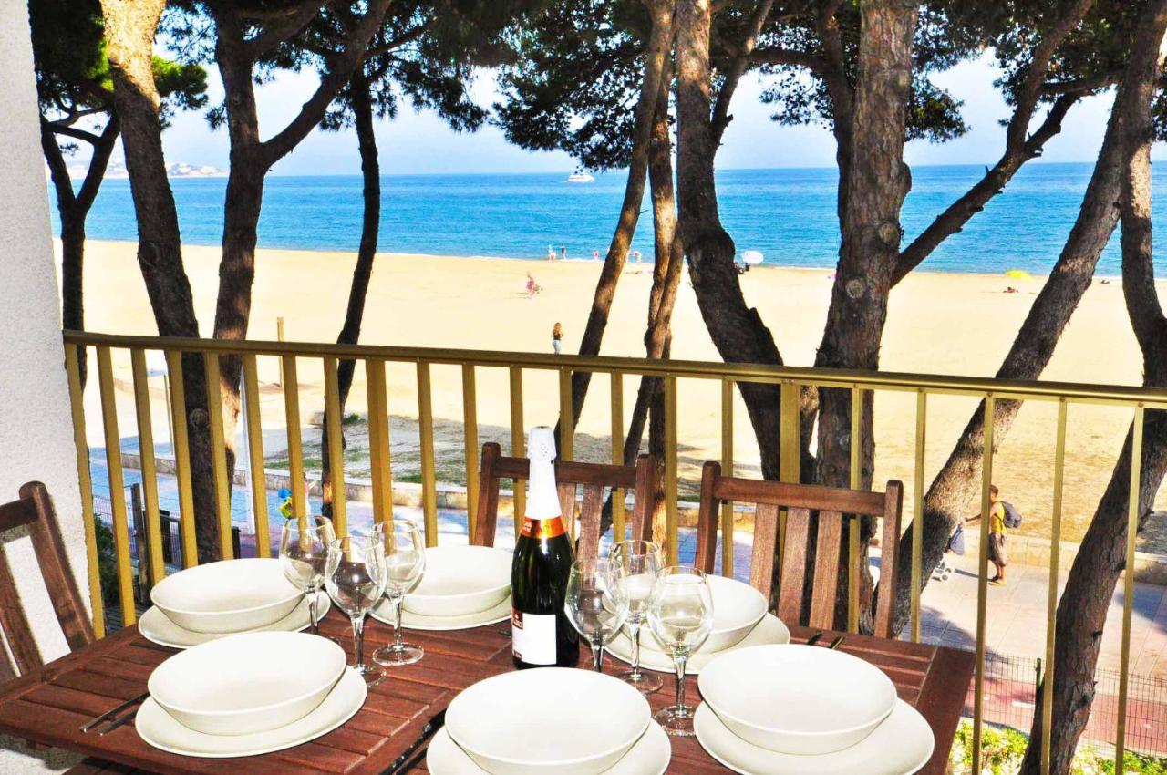 Litoral Costa Dorada - Playmar Only Families كامبريلس المظهر الخارجي الصورة